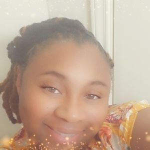 Meet your Posher, Alisha